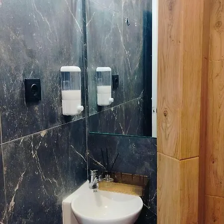 Apartment центр, 5 хв від госпіталю, в затишному районі
